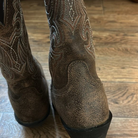 Ariat boots - Picture 5 of 5